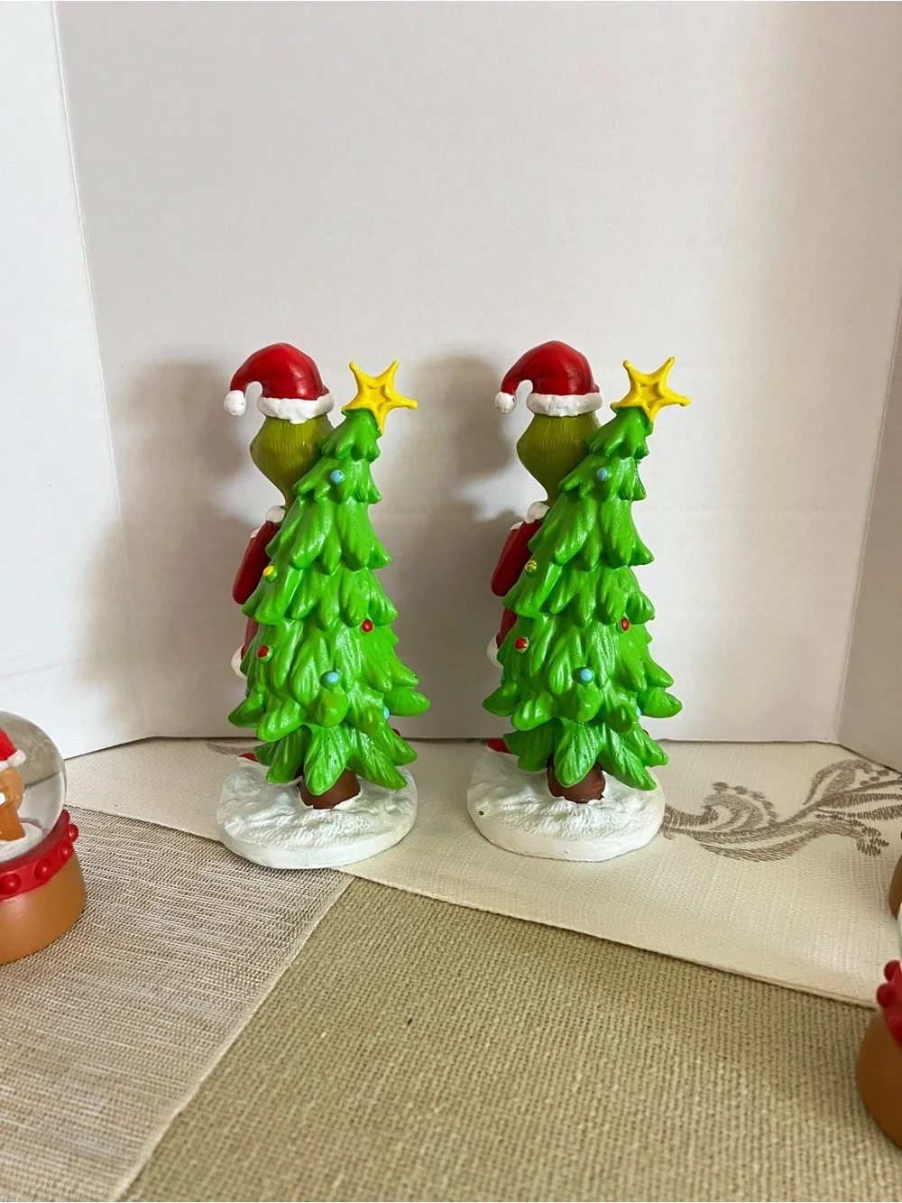 Lot of 5 The Grinch Christmas Figurine Dr Seuss Santa 6.5
